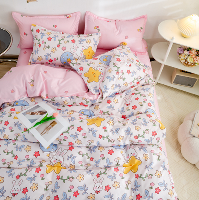 Flowers And Stars Bedding Set