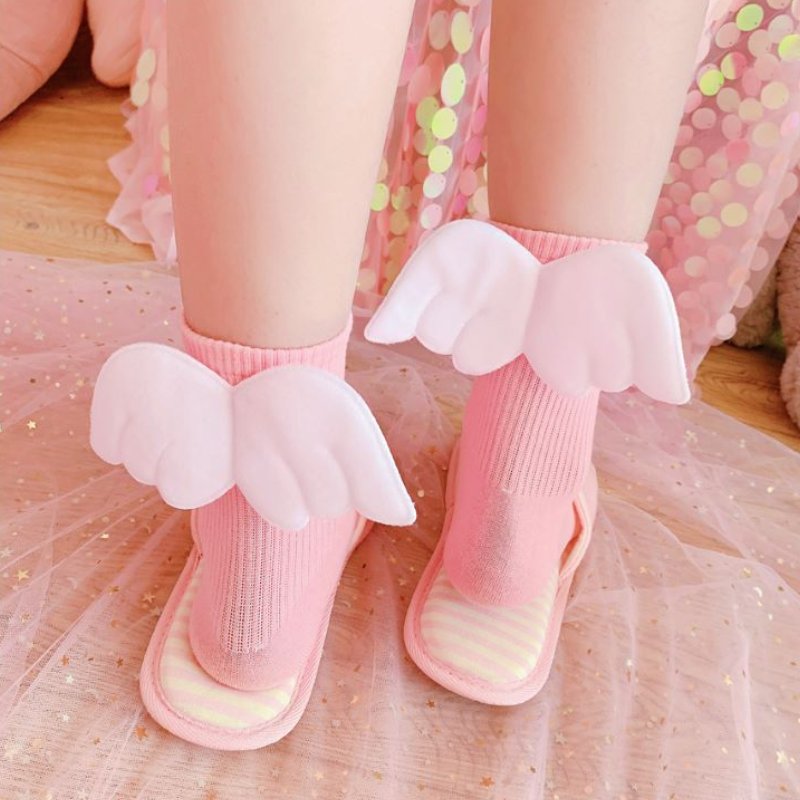 Sweet Japanese Wing Socks