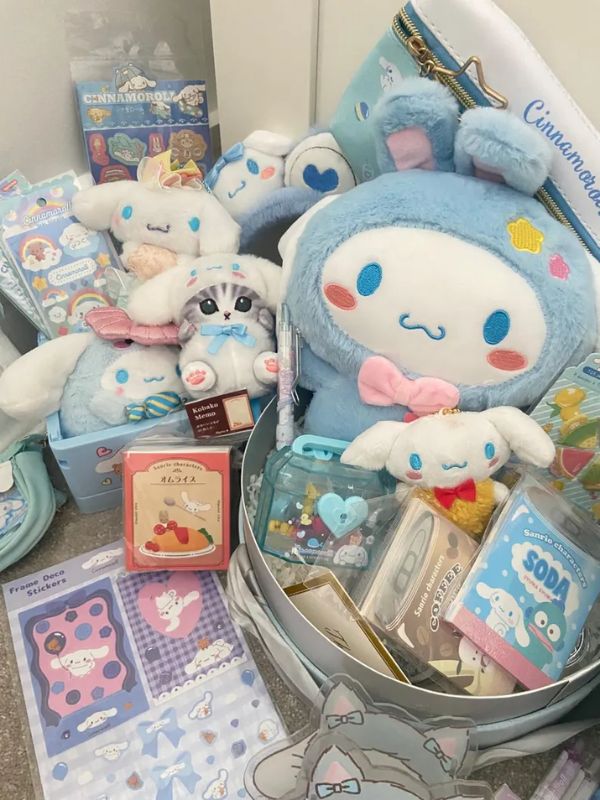 Kawaii Cinnamo Mystery Box