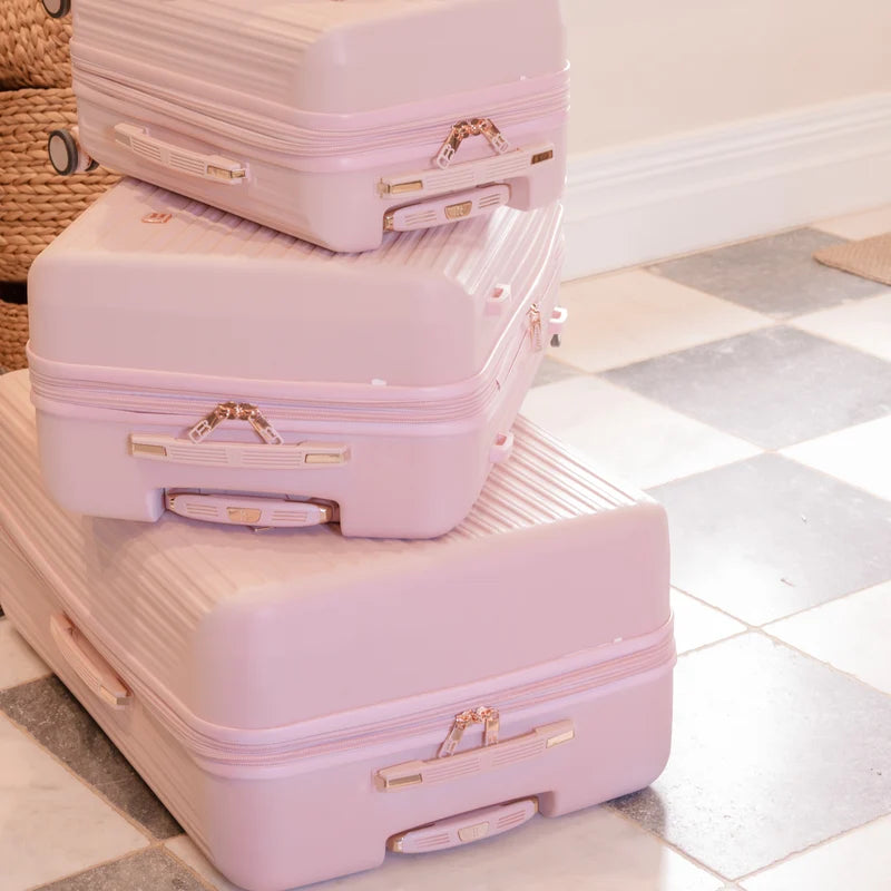 Luxuriant 3-Piece Pink Luggage Set
